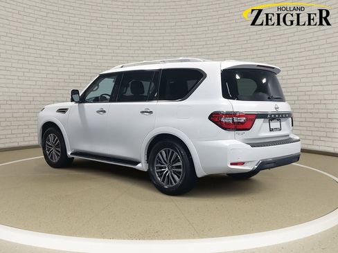 Certified 2024 Nissan Armada SL w/ Captain's Chairs Package image 7