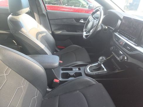 Used 2024 Kia Forte GT-Line FWD image 3