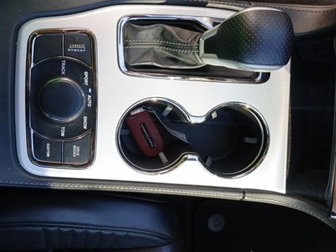 Used 2018 Jeep Grand Cherokee Trackhawk image 60