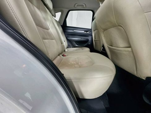 Used 2019 MAZDA CX-5 Touring FWD image 32