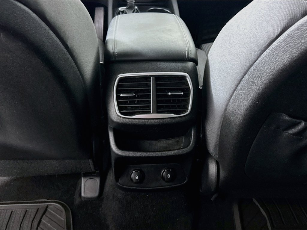 Used 2019 Hyundai Santa Fe SE FWD image 25