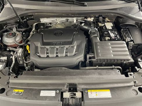 Used 2024 Volkswagen Tiguan SEL R-Line AWD/4WD image 21