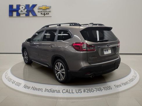 Used 2022 Subaru Ascent Touring AWD/4WD image 4