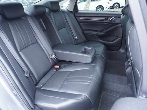 Used 2022 Honda Accord EX-L image 9