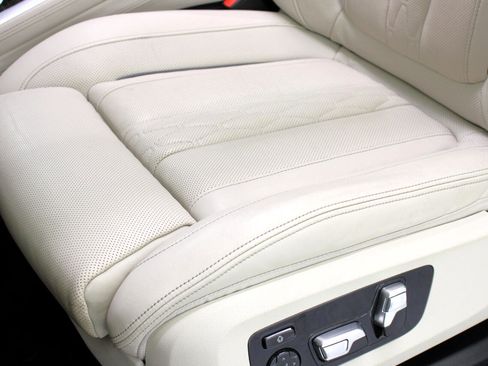 Used 2019 BMW X7 xDrive40i w/ Premium Package image 35