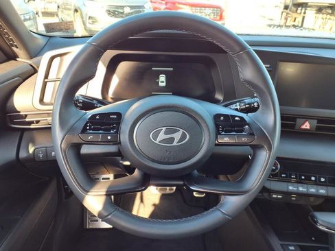 Certified 2025 Hyundai Elantra Sport image 16