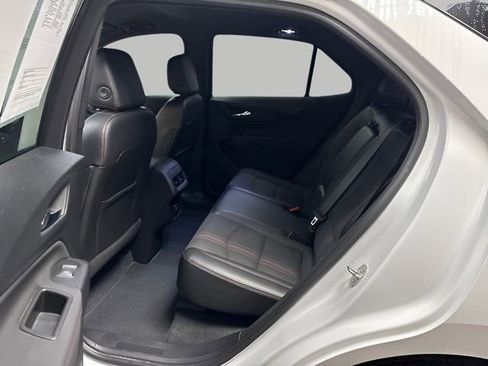 Used 2022 Chevrolet Equinox RS image 19