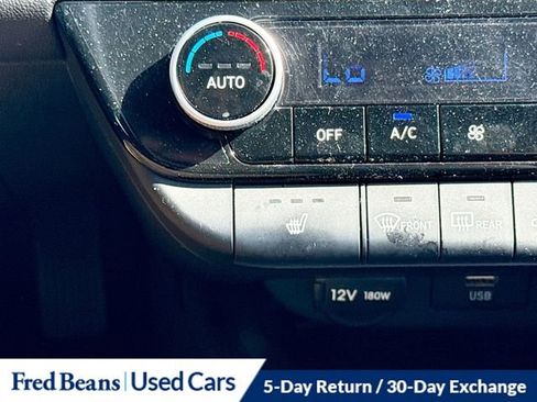 Used 2023 Hyundai Elantra SEL w/ Convenience Package image 22