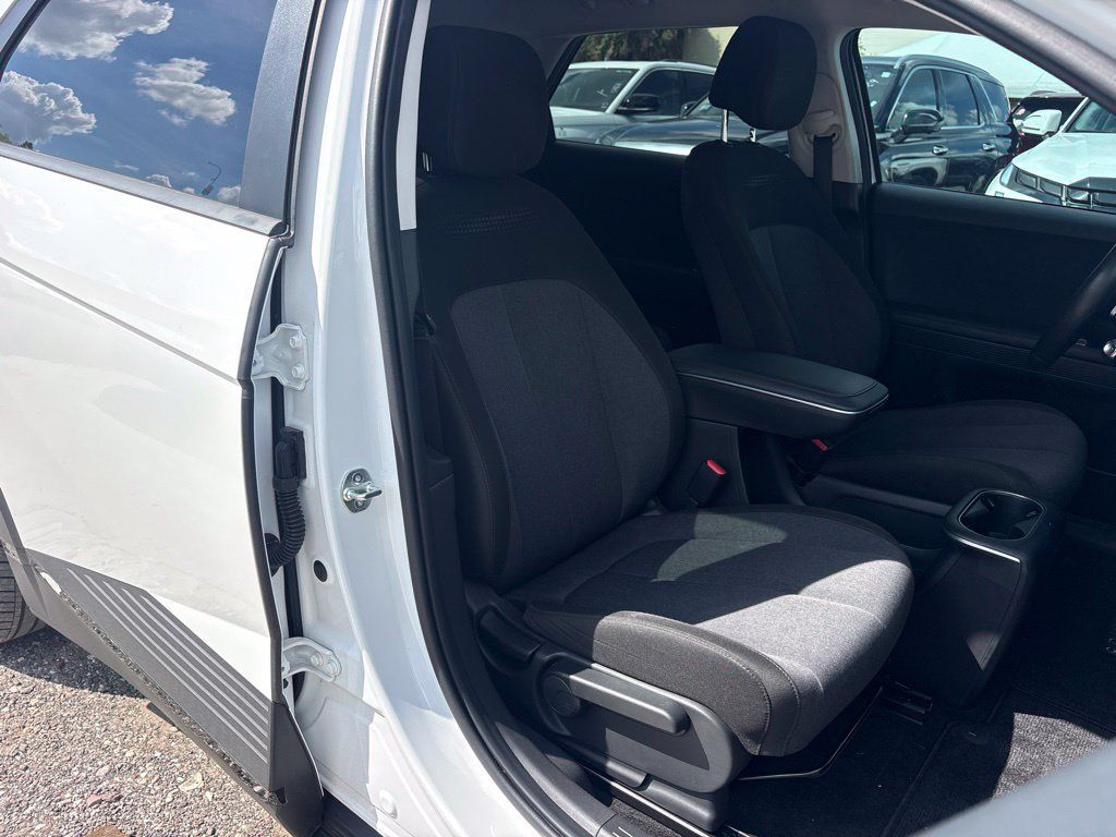 Used 2024 Hyundai Ioniq 5 SEL RWD image 19