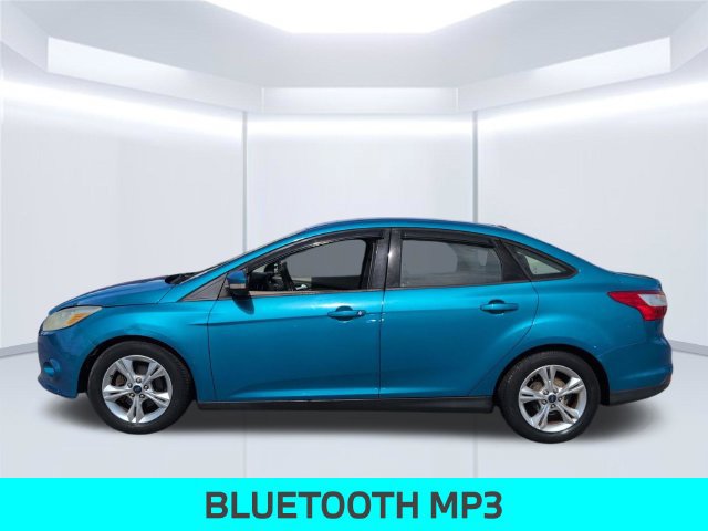 Used 2014 Ford Focus SE FWD image 2