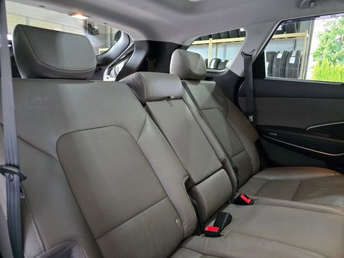 Used 2018 Hyundai Santa Fe SE w/ SE Ultimate Tech Package 03 image 29