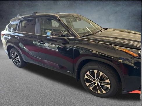 Used 2026 Toyota Highlander XLE AWD/4WD image 10