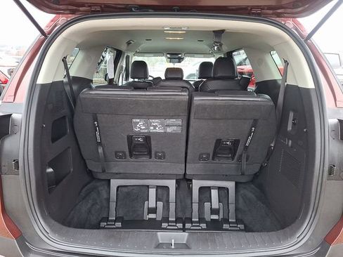Used 2025 Kia Carnival image 29