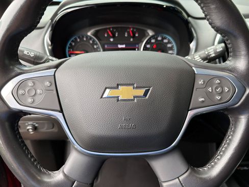 Used 2022 Chevrolet Traverse LT AWD/4WD image 21