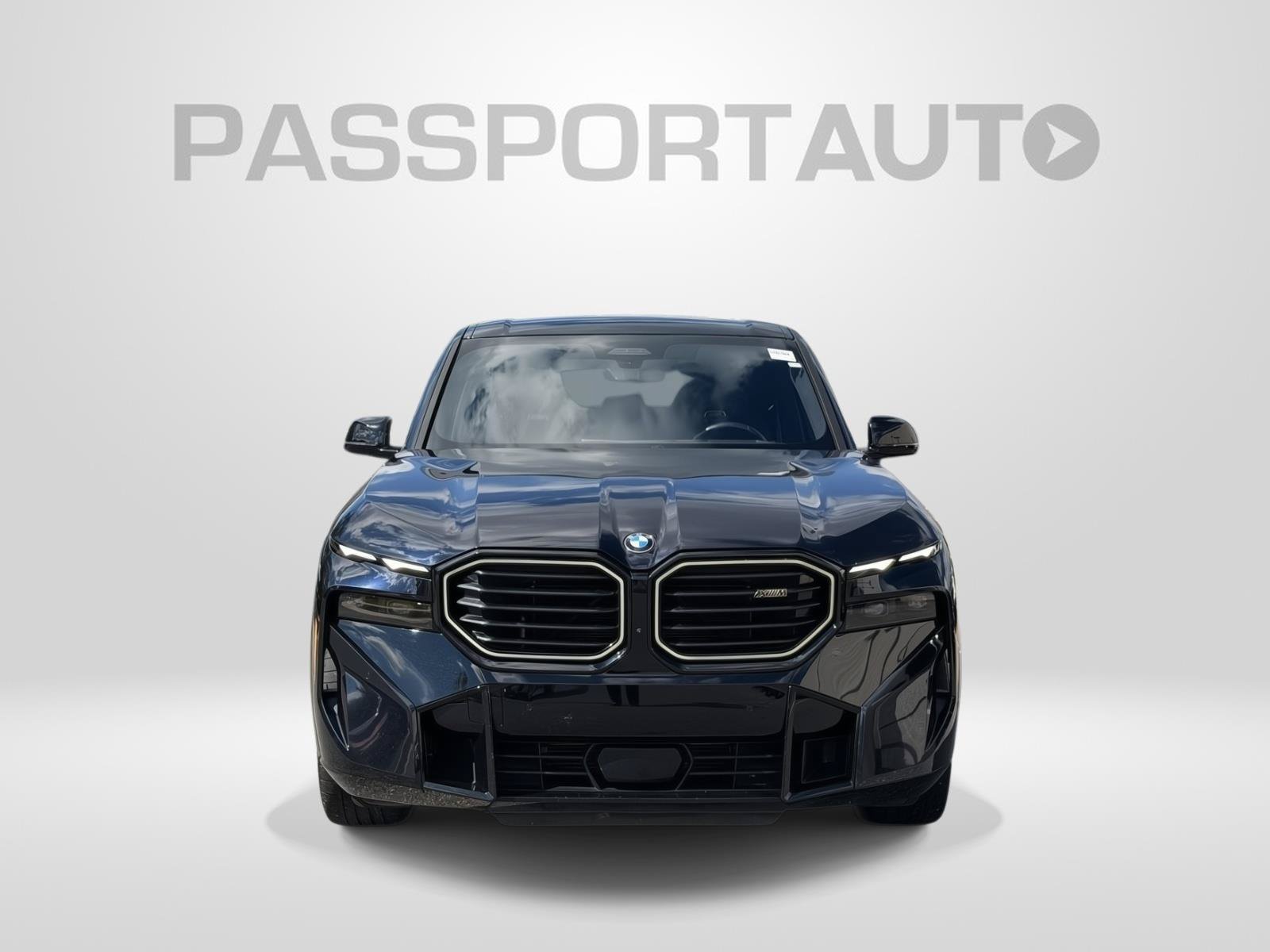 Used 2025 BMW XM AWD/4WD image 2