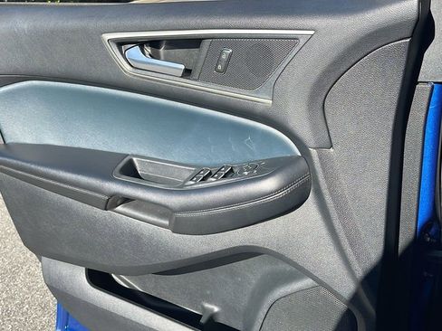 Used 2022 Ford Edge SEL w/ Sport Appearance Package image 25