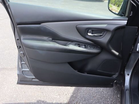 Used 2020 Nissan Murano SV AWD/4WD image 23