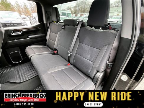 Used 2023 Chevrolet Silverado 1500 LT image 21