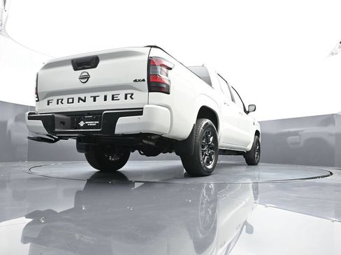 Used 2026 Nissan Frontier SV w/ Tow Package AWD/4WD image 42