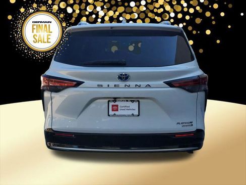 Certified 2022 Toyota Sienna Platinum image 7