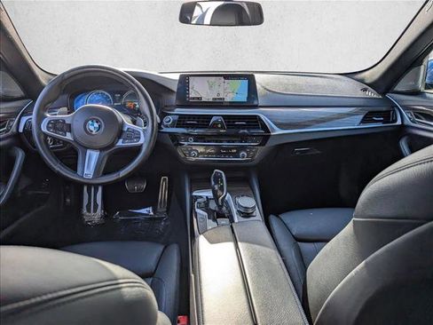 Used 2018 BMW 530e image 14