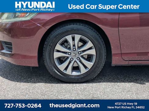 Used 2015 Honda Accord LX image 10