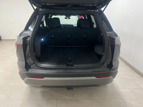 Used 2025 Chevrolet Equinox LT image 19