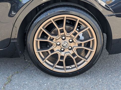 Used 2023 Toyota Camry SE image 12