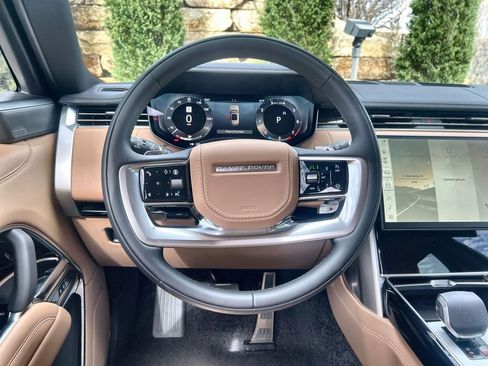 New 2026 Land Rover Range Rover Long Wheelbase SE AWD/4WD image 22