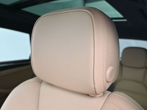 Used 2026 Porsche Macan AWD/4WD image 20
