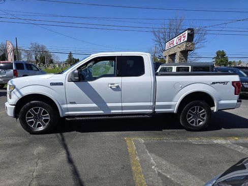Used 2015 Ford F150 XLT w/ Equipment Group 302A Luxury image 6