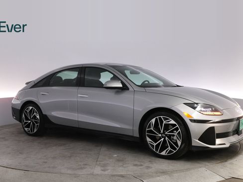 Used 2024 Hyundai Ioniq 6 Limited RWD image 14