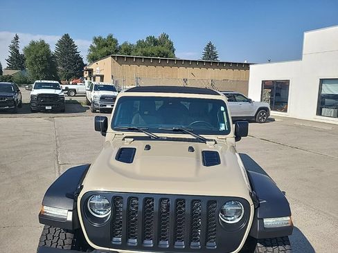 Used 2022 Jeep Wrangler Unlimited Rubicon w/ Xtreme Recon 35" Tire Package AWD/4WD image 4