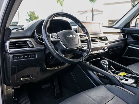 Used 2022 Kia Telluride EX w/ EX Premium Package image 19