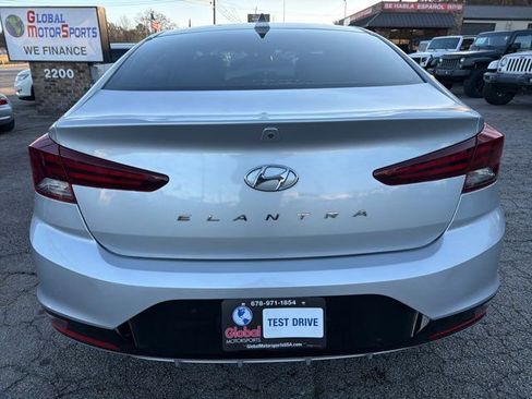 Used 2019 Hyundai Elantra SEL image 8