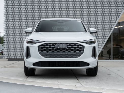New 2025 Audi Q5 Premium Plus image 31