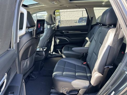 Used 2022 Kia Telluride SX w/ Towing Package AWD/4WD image 30