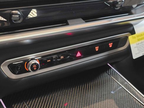 New 2026 BMW X7 M60i image 32