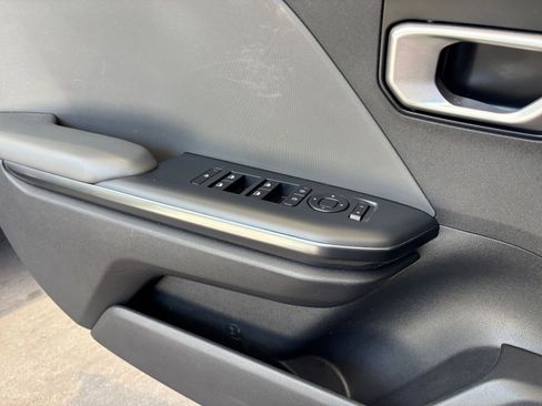 Used 2025 Kia K4 FWD image 20