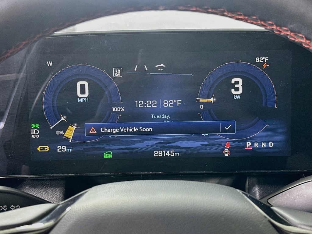 Used 2025 Chevrolet Equinox EV RS FWD image 26
