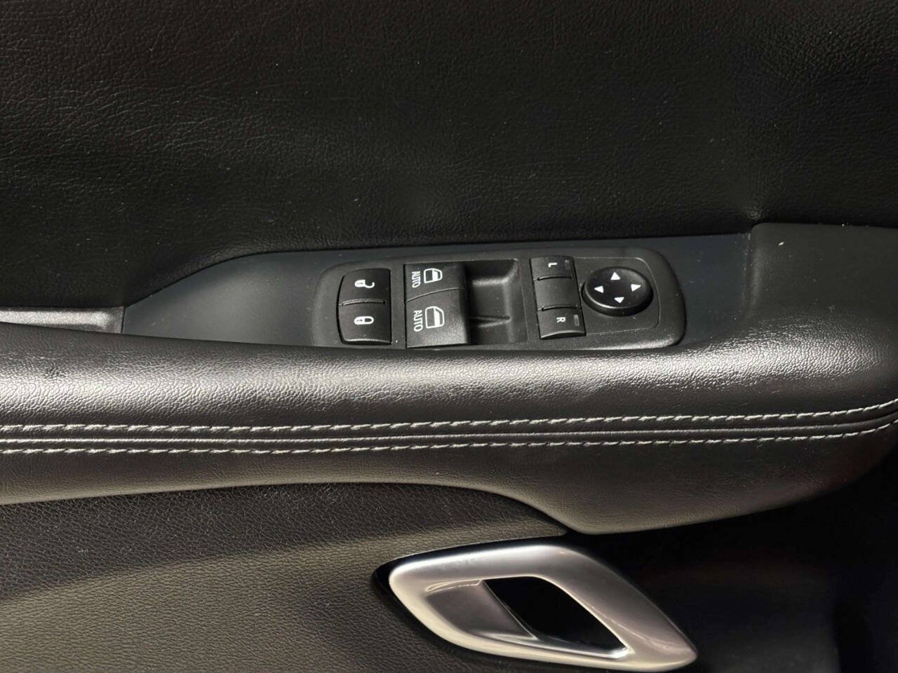 Used 2020 Dodge Challenger R/T Scat Pack RWD image 30