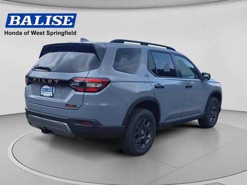 New 2026 Honda Pilot TrailSport image 5