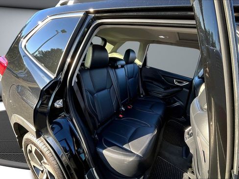 Used 2022 Subaru Forester Touring image 24