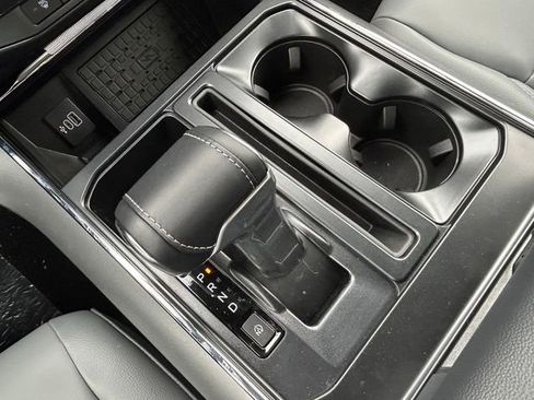 New 2025 Ford F150 Lightning Flash AWD/4WD image 18