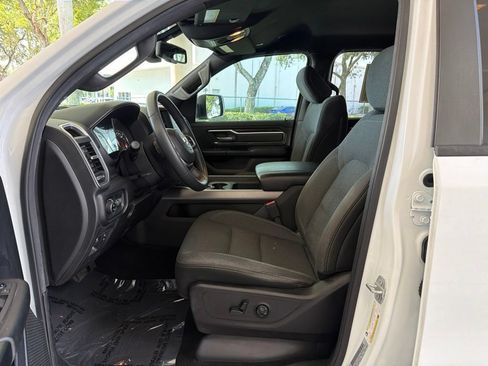 Used 2019 RAM 1500 Big Horn RWD image 6