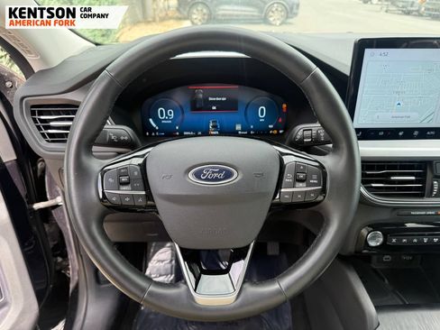 Used 2024 Ford Escape Platinum AWD/4WD image 14
