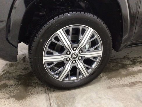 Used 2023 Toyota Tundra Capstone AWD/4WD image 8