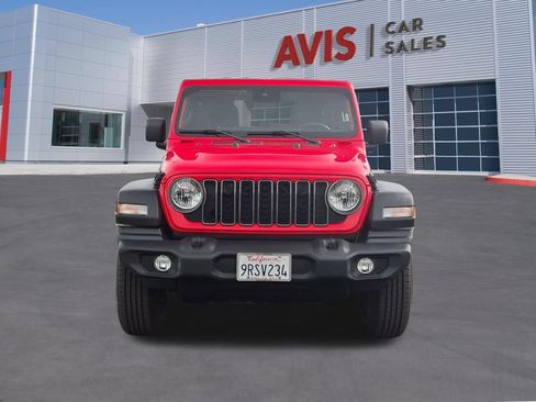 Used 2025 Jeep Wrangler Unlimited Sport AWD/4WD image 2