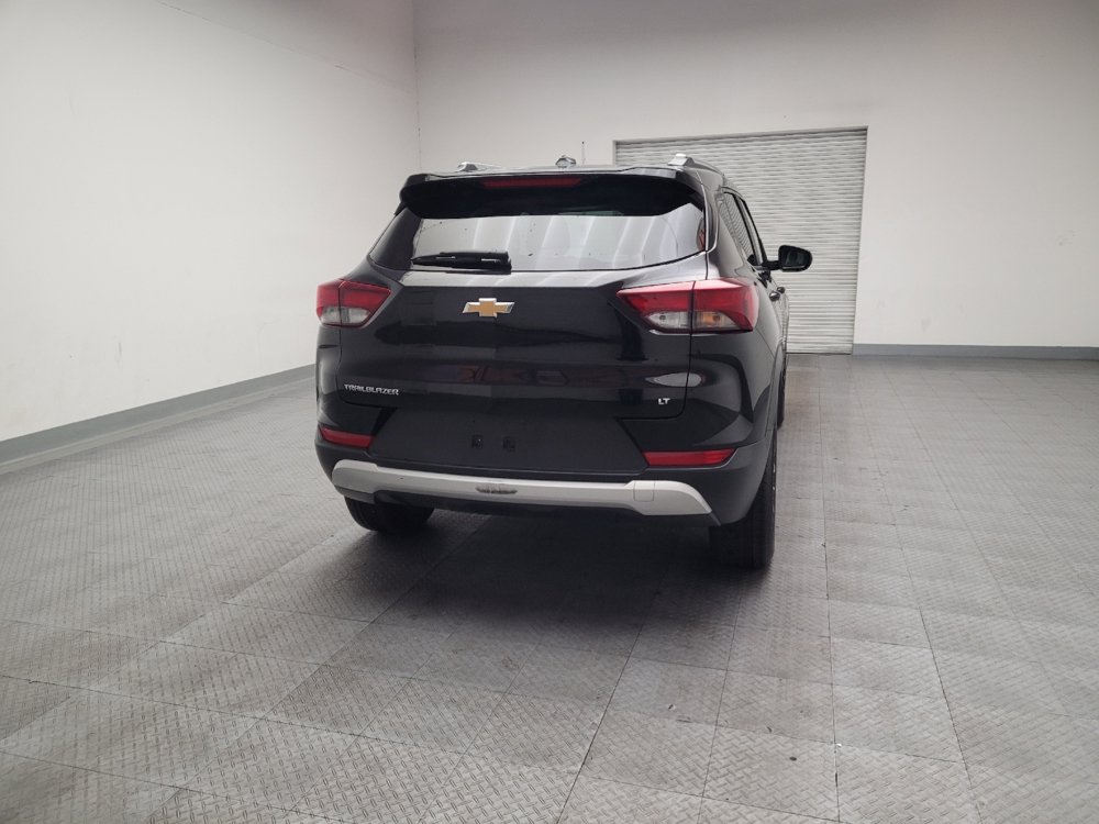 Used 2025 Chevrolet TrailBlazer LT FWD image 7