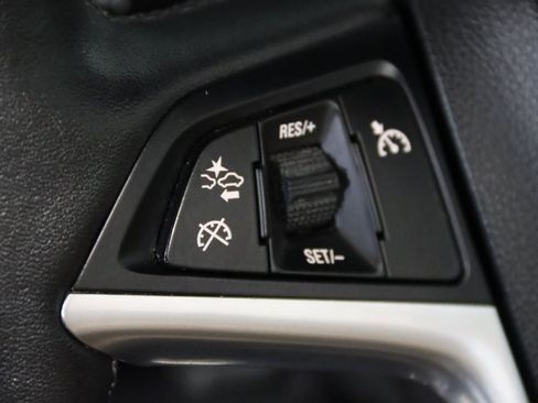 Used 2018 Buick Cascada Premium FWD image 17